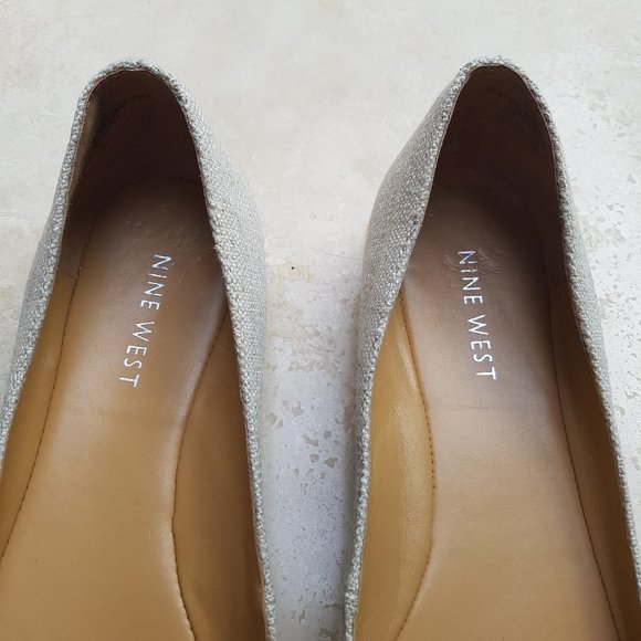 Nine West Black and Beige Pointed Flats - Picture 5 of 8